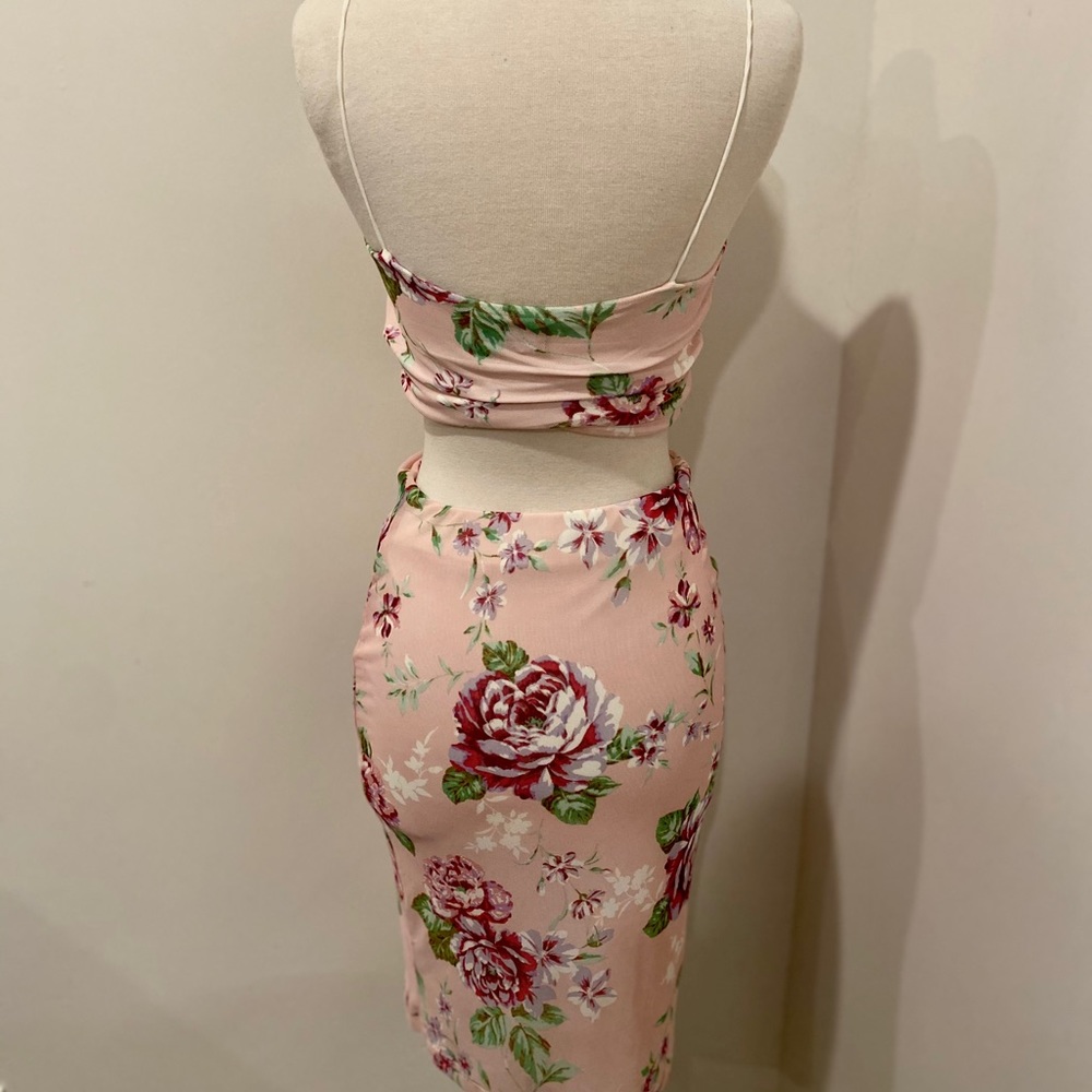 Light pink mid length skirt, crop top set.